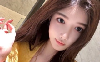 上海宝贝自荐论坛网址揭秘：2023年最值得关注的卡盟流量新阵地